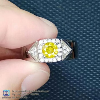 Yellow-Diamond-0.61-cts